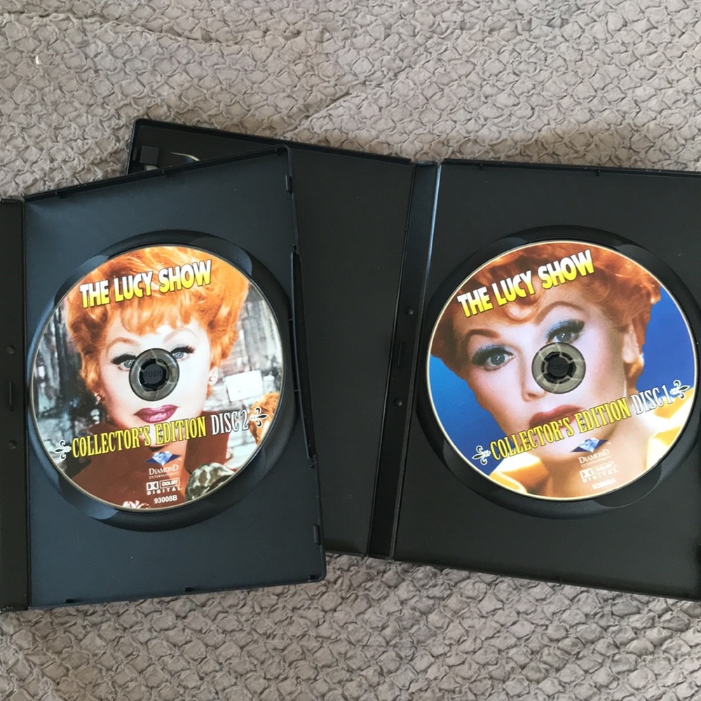 3 for $10 The Lucy Show collectors edition 20 shows on 2 DVD w/ Lucille Ball EUC - Picture 4 of 4